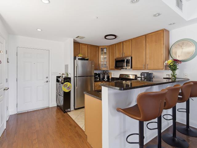 Condo for sale in Hudson, New Jersey