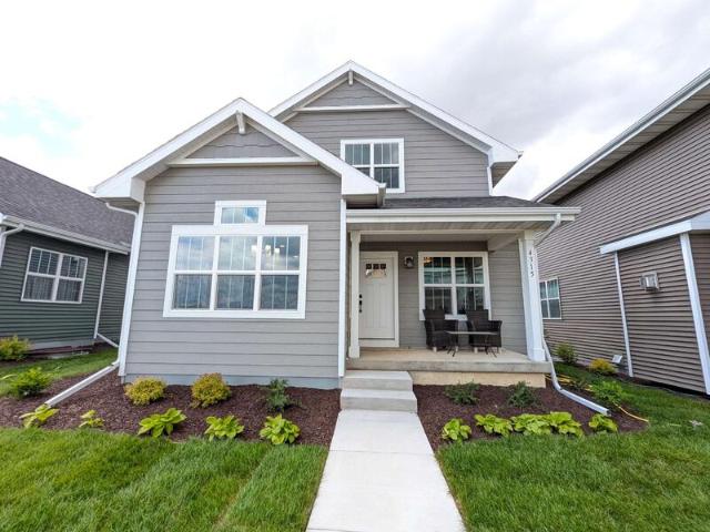 Townhouse for sale in Middleton