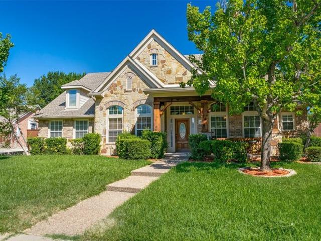 House for sale in Carrollton, Texas