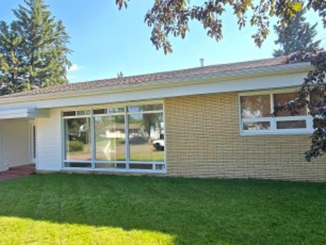 House for sale in Alberta