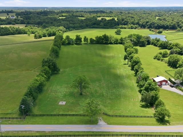Land for sale in Simpsonville, Kentucky