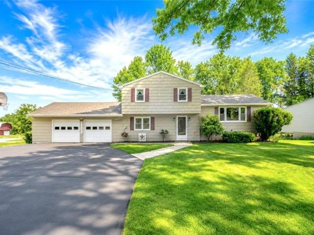 House for sale in Macedon, New York