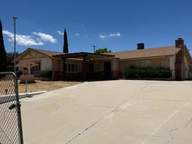 House for sale in Lake Isabella, California