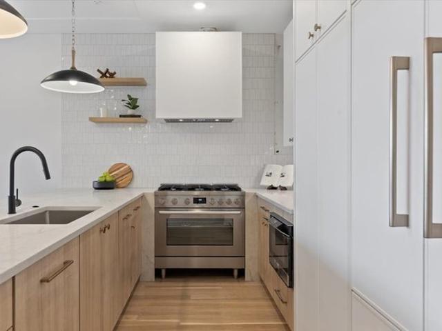 Condo for sale in Chicago Park, Illinois