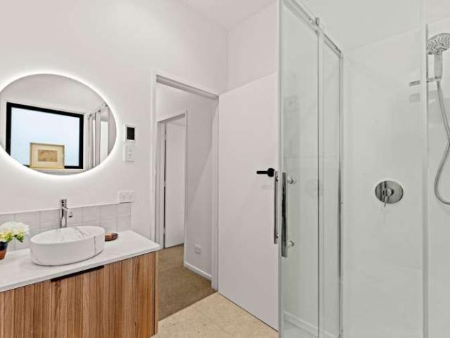 Townhouse for sale in Heathcote, Canterbury