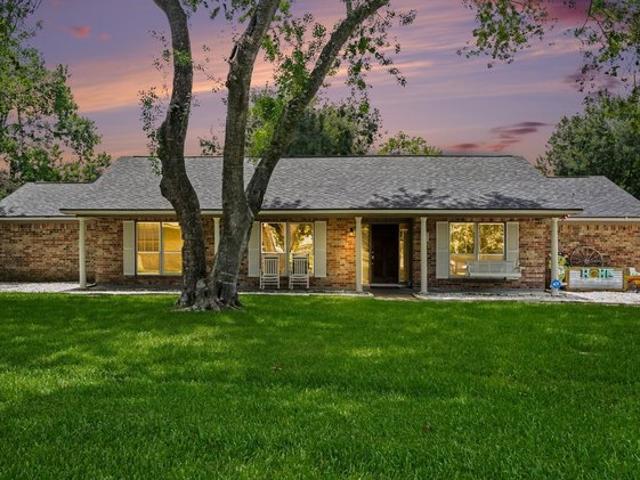 House for sale in Dickinson, Texas