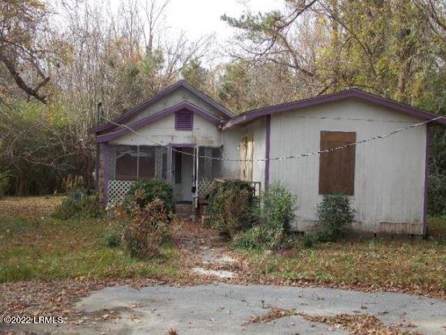 House for sale in Ravenel, South Carolina