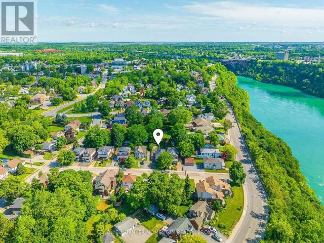 House for rent in Niagara Falls, Golden Horseshoe