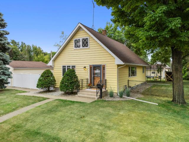 House for sale in Cambridge, Minnesota