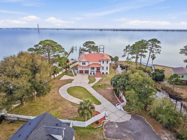 House for sale in Mary Esther, Okaloosa County