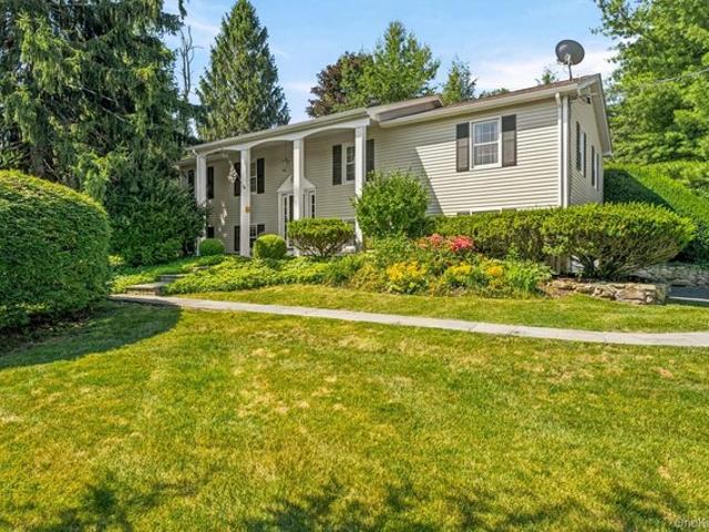 House for sale in Cortlandt Manor, New York