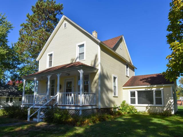 House for sale in Wild Rose, Waushara County