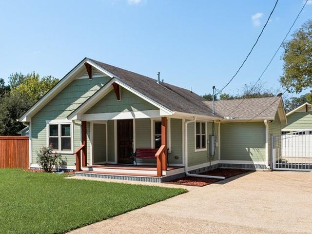 House for sale in Henderson, Texas