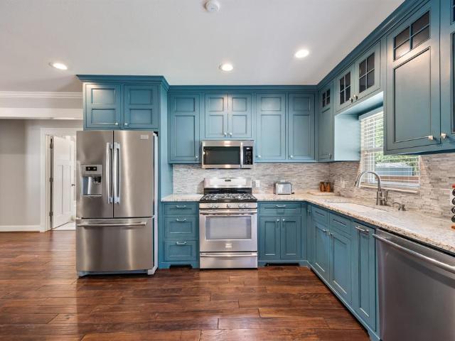 House for sale in Henderson, Texas