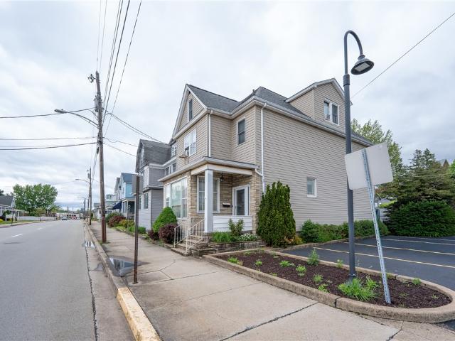 House for sale in Latrobe, Pennsylvania