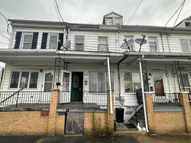House for sale in Mount Carmel, Pennsylvania