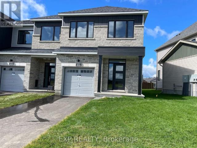 Townhouse for rent in Mississippi Mills, Ontario