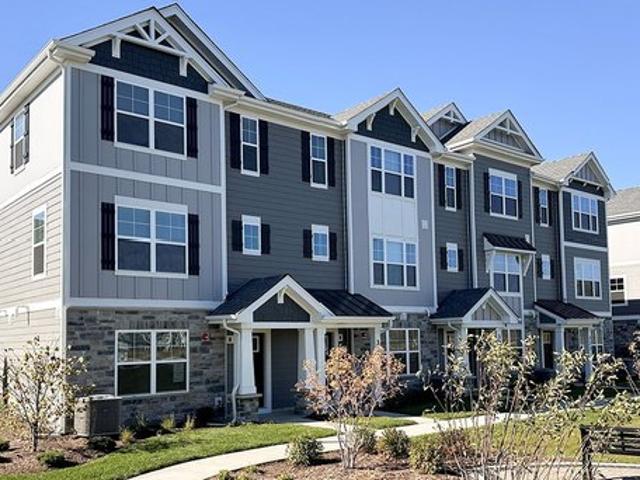 Townhouse for sale in Saint Charles, Iowa