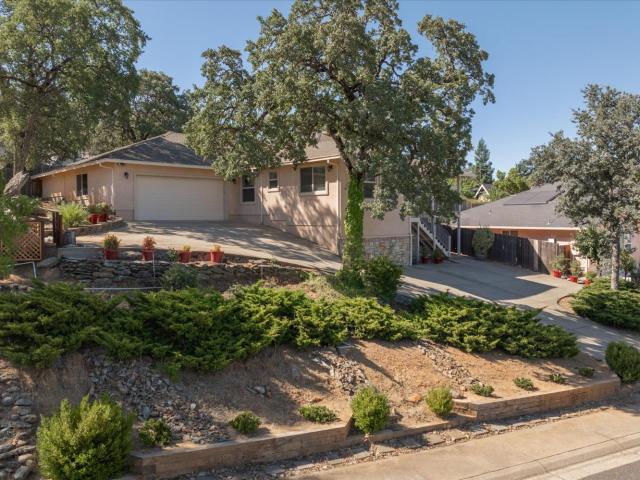 House for sale in Angels Camp, California