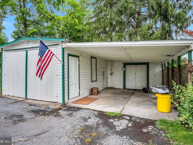 House for sale in Newport, Pennsylvania