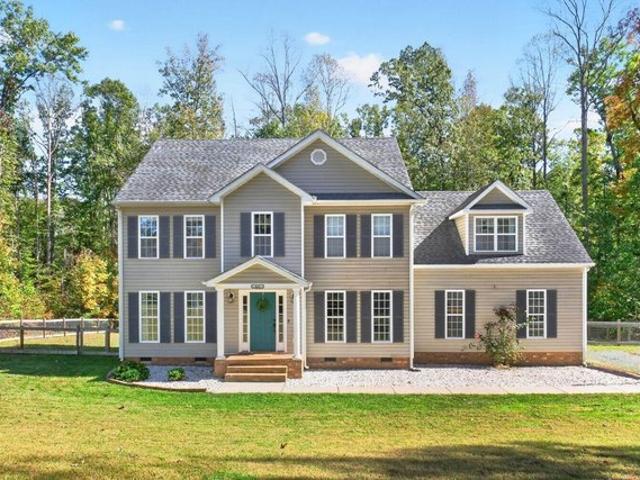 House for sale in Louisa, Louisa County
