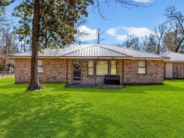 House for sale in Shepherd, Texas