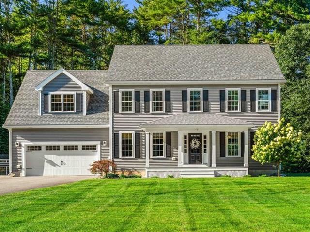 House for sale in Dunstable, Massachusetts