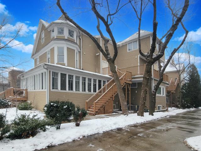Condo for sale in Oak Park, Illinois