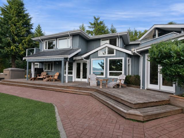 Apartment for rent in Bowen Island, British Columbia