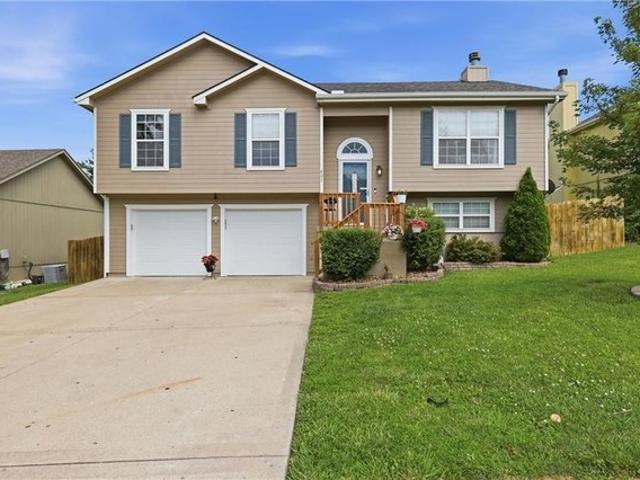 House for sale in Grain Valley, Missouri