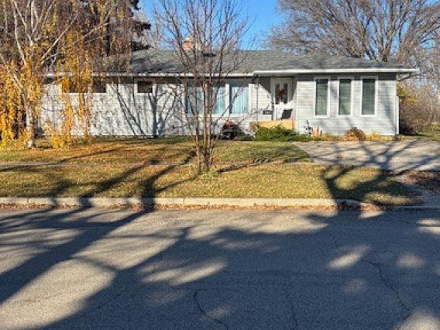 House for sale in Saskatchewan