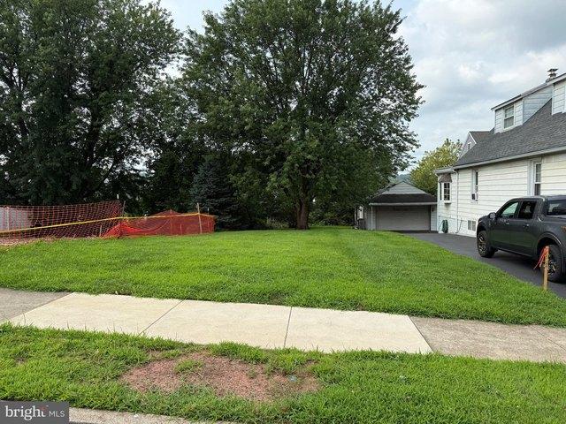 Land for sale in Conshohocken, Pennsylvania