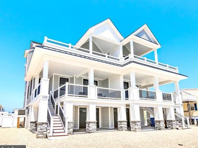 Townhouse for sale in Beach Haven, New Jersey