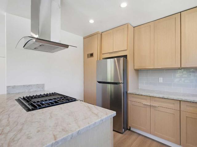 Apartment for rent in Sherman Oaks Neighborhood Council District, Canoga Park