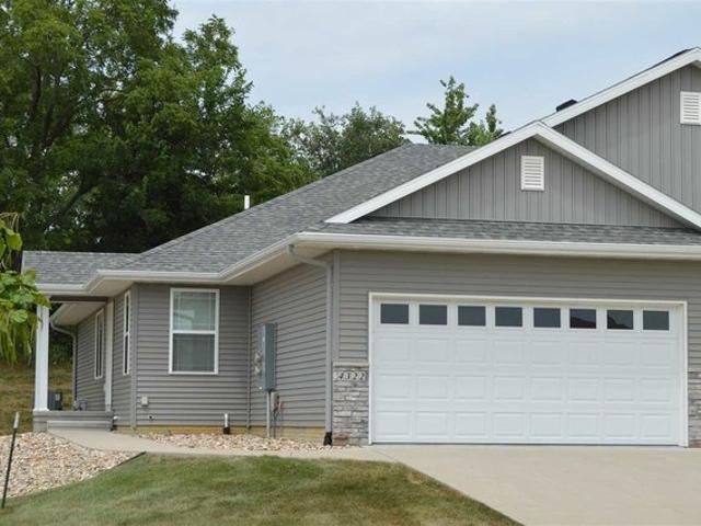 Condo for sale in Linn, Iowa