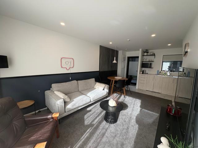 Townhouse for rent in Heathcote, Canterbury