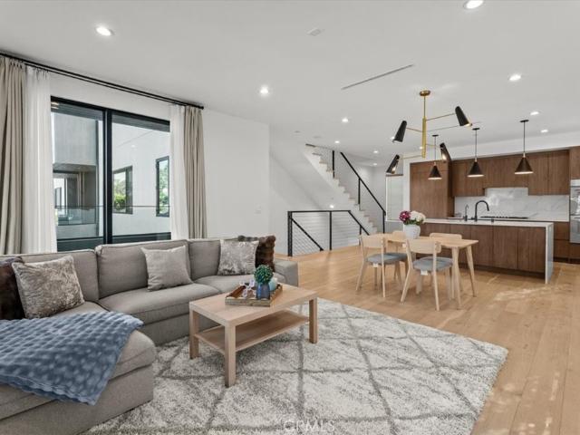 House for sale in Studio City Neighborhood Council District, Canoga Park