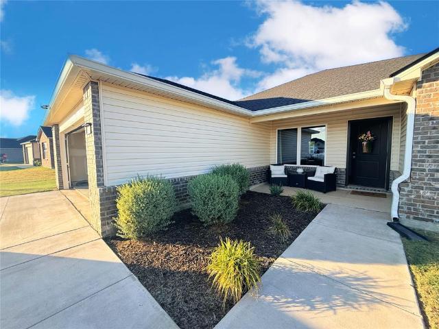 House for sale in Shawnee, Pottawatomie County