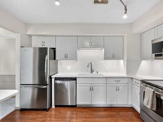 Townhouse for sale in Des Moines, Iowa