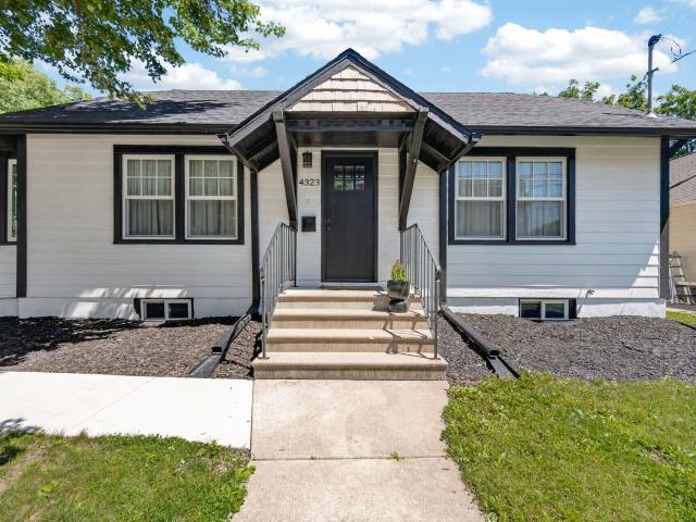 House for sale in Des Moines, Iowa