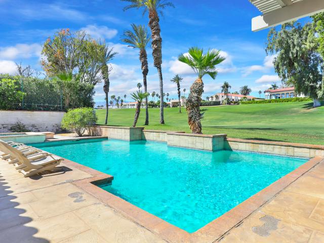 House for sale in Bermuda Dunes, California