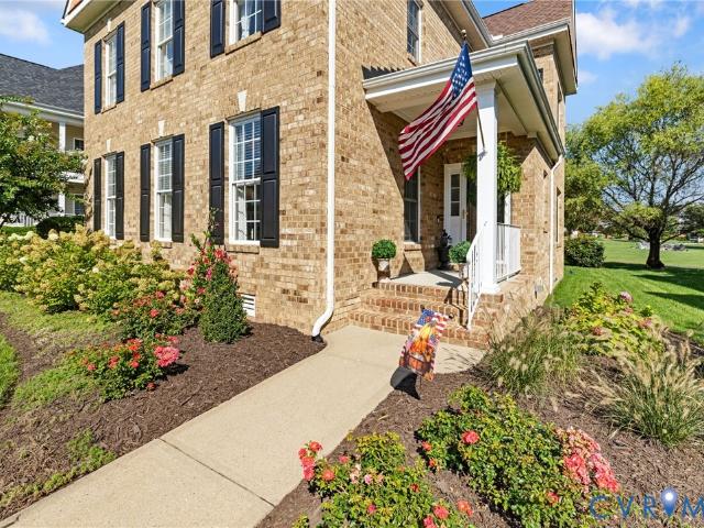 House for sale in Chester Village Green, Chester