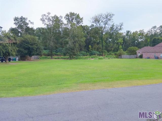Land for sale in Port Allen, Louisiana