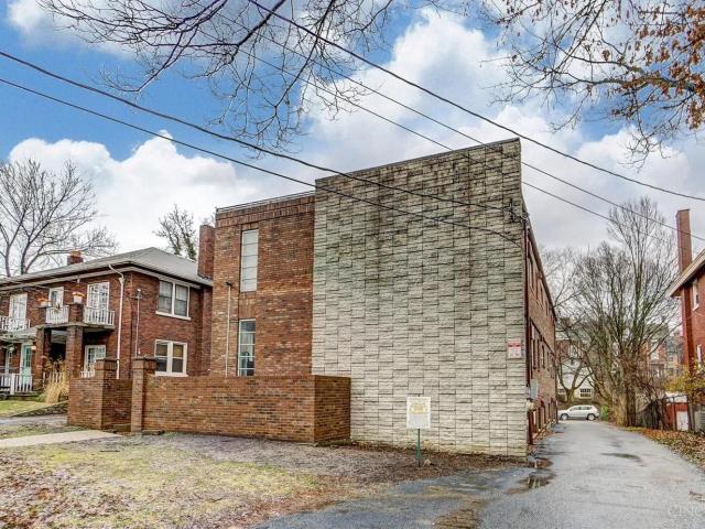 Apartment for sale in Northside, Roselawn
