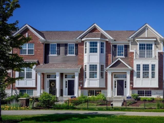 Townhouse for rent in Naperville