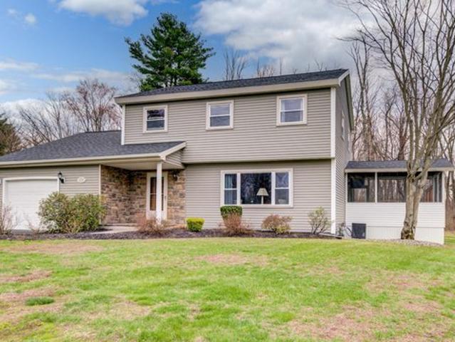House for sale in Schenectady, New York