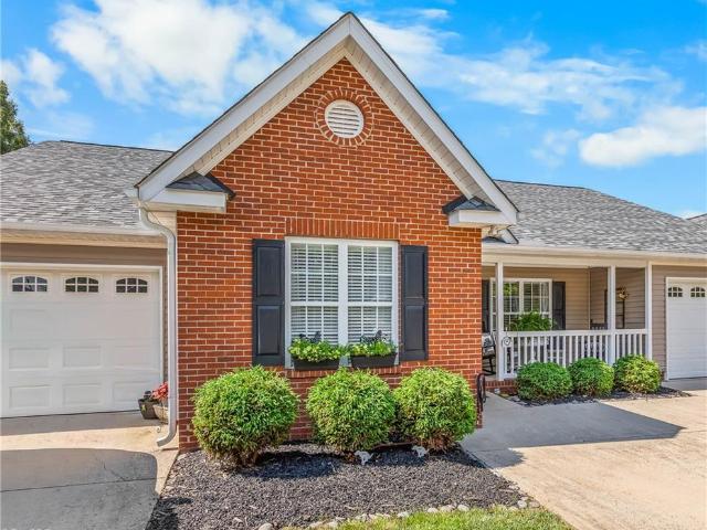 Townhouse for sale in Kernersville, North Carolina