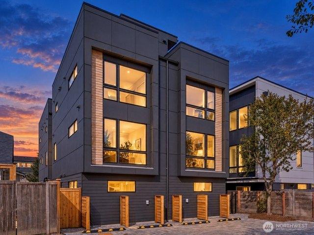 Townhouse for sale in Seattle, Washington