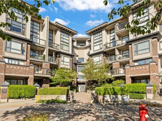 Apartment for rent in Surrey, British Columbia