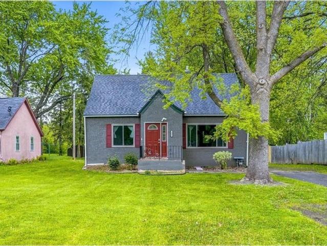 House for sale in Braham, Minnesota